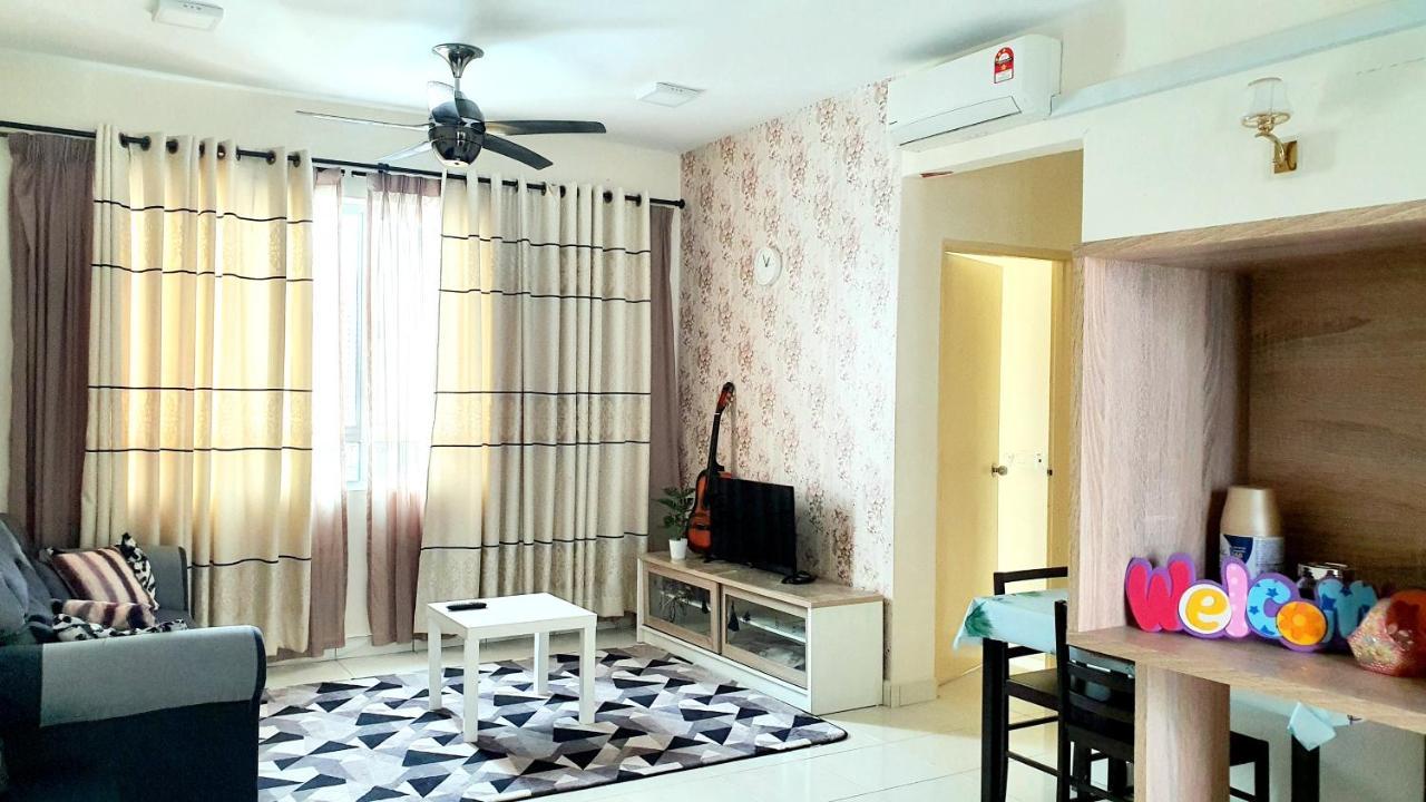 Leezahomestay Bayan Lepas Εξωτερικό φωτογραφία