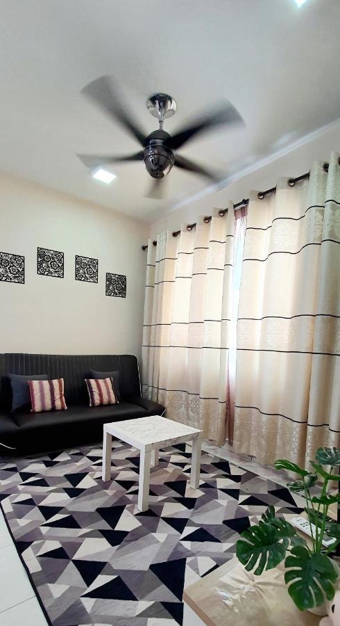 Leezahomestay Bayan Lepas Εξωτερικό φωτογραφία