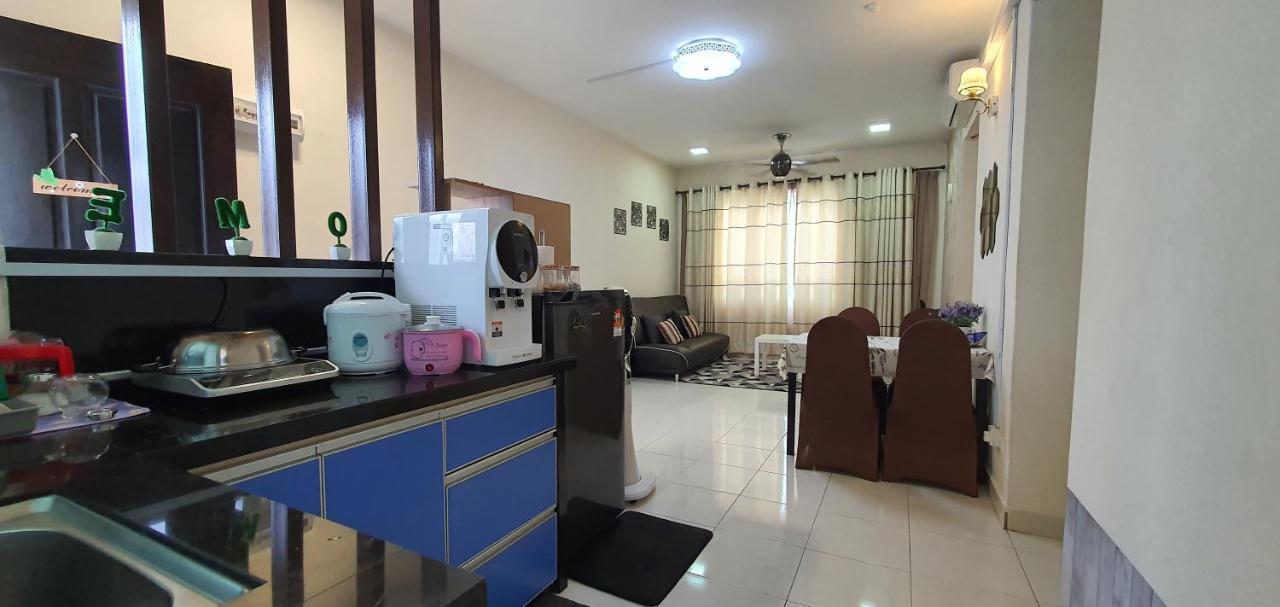Leezahomestay Bayan Lepas Εξωτερικό φωτογραφία