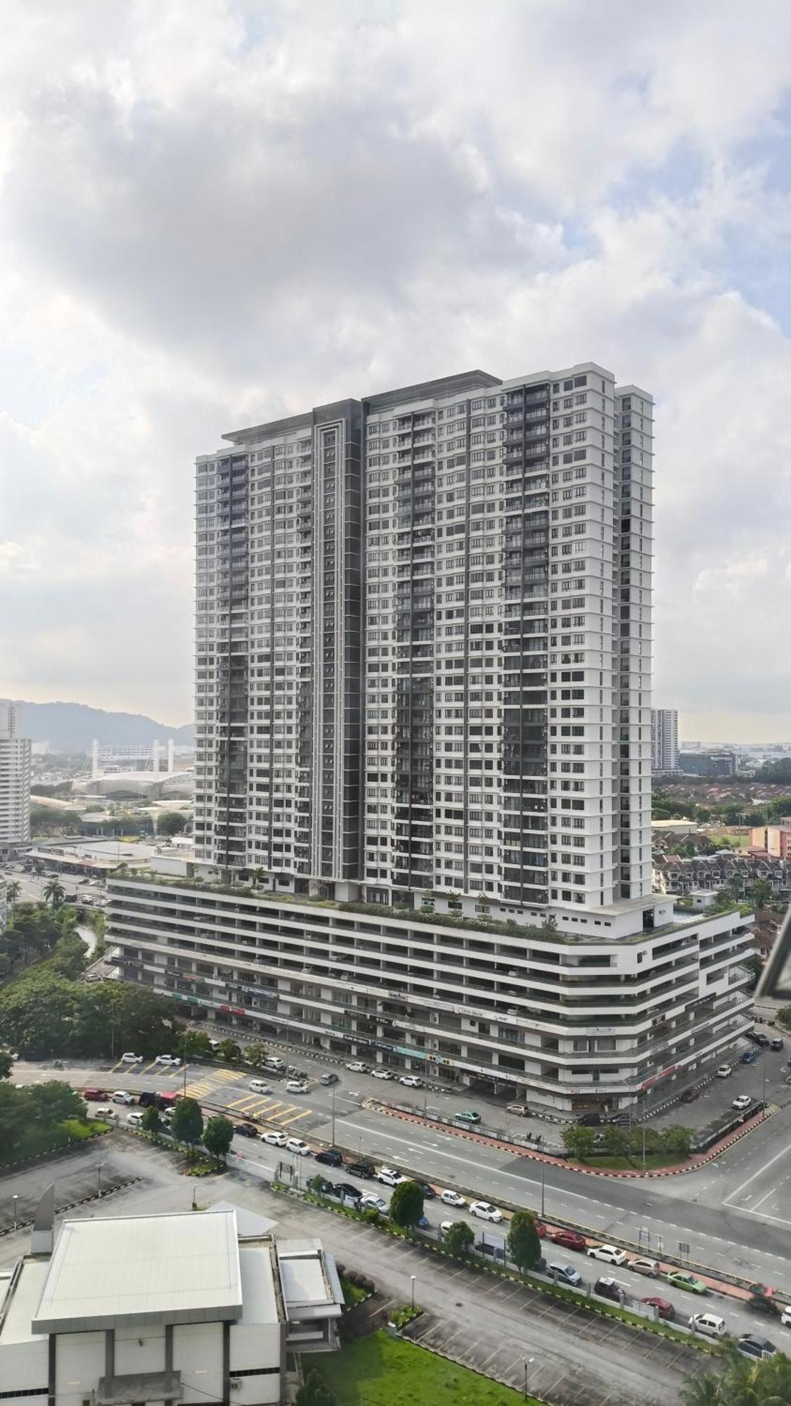 Leezahomestay Bayan Lepas Εξωτερικό φωτογραφία