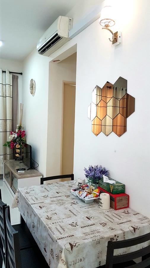 Leezahomestay Bayan Lepas Εξωτερικό φωτογραφία